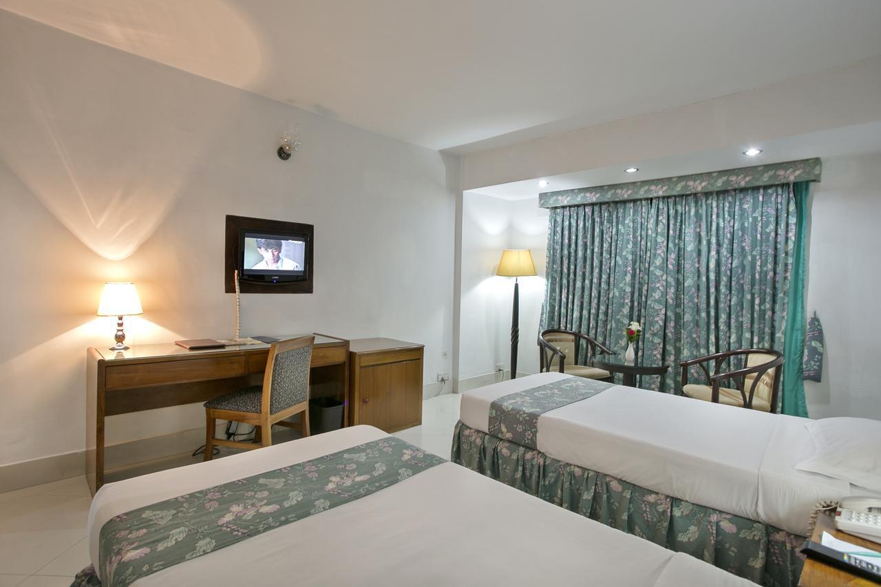 דאהקה Hotel Purbani International Ltd. מראה חיצוני תמונה